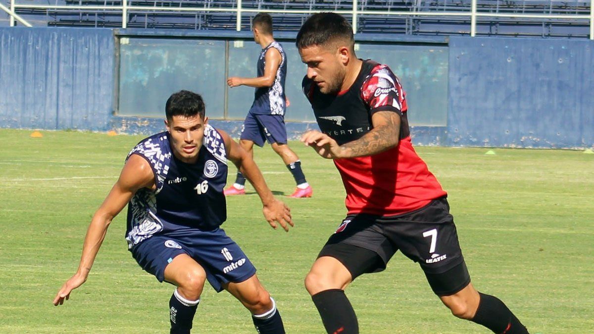 José Méndez se siente feliz de seguir en el Deportivo Maipú.