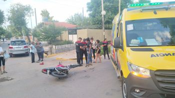 Una nena de 9 años resultó herida tras un accidente entre una moto y un auto Una nena de 9 años resultó herida tras un accidente entre una moto y un auto