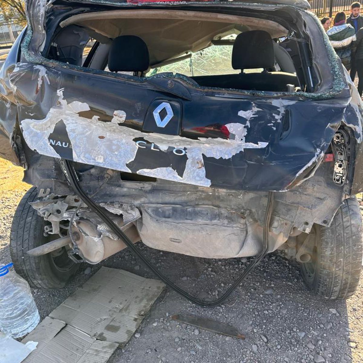 El conductor de la camioneta Nissan que chocó a los Prudencio arrojó positivo en el control de alcoholemia, con un valor de casi cuatro veces el mínimo permitido. El conductor de la camioneta Nissan que chocó a los Prudencio arrojó positivo en el control de alcoholemia, con un valor de casi cuatro veces el mínimo permitido.