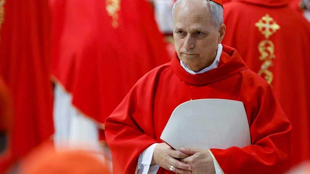 Prevost nació en Chicago, es miembro de la orden religiosa agustina, de la que llegó a ser superior global, y trabajó durante muchos años en Perú. Prevost nació en Chicago, es miembro de la orden religiosa agustina, de la que llegó a ser superior global, y trabajó durante muchos años en Perú.