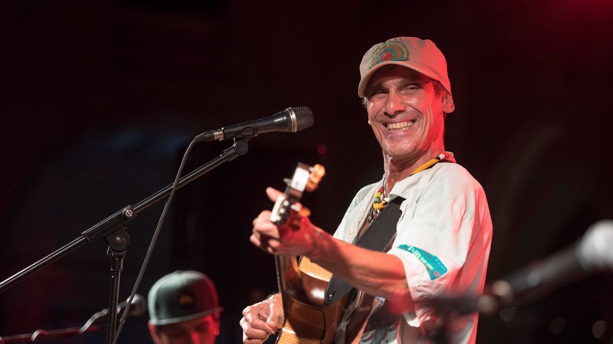 Manu Chao se ha convertido en uno de los cantautores más populares de Latinoamérica.