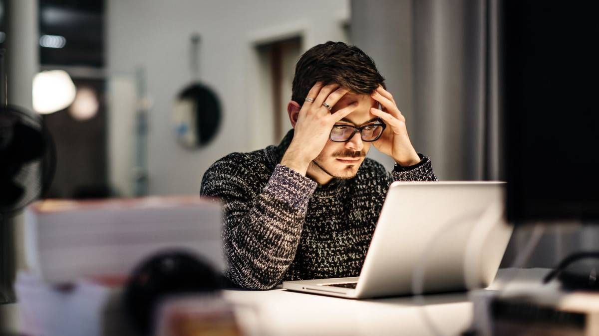 Según un estudio de la Universidad de Harvard, hay 7 empleos que causan mayor infelicidad. Según un estudio de la Universidad de Harvard, hay 7 empleos que causan mayor infelicidad.