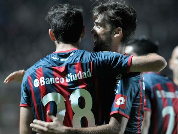San Lorenzo recibe a Lanús en un partido vital por el campeonato