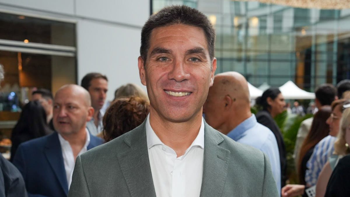 Facundo Correa Llano, diputado nacional, en el Desayuno de la COVIAR en Mendoza. Facundo Correa Llano, diputado nacional, en el Desayuno de la COVIAR en Mendoza.