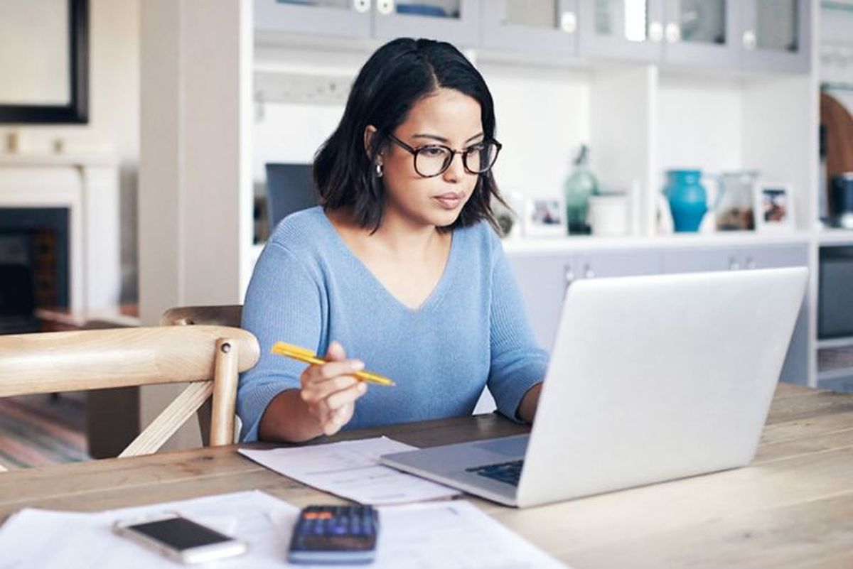 Para trabajar de manera remota debes contar con los dispositivos necesarios. Para trabajar de manera remota debes contar con los dispositivos necesarios.