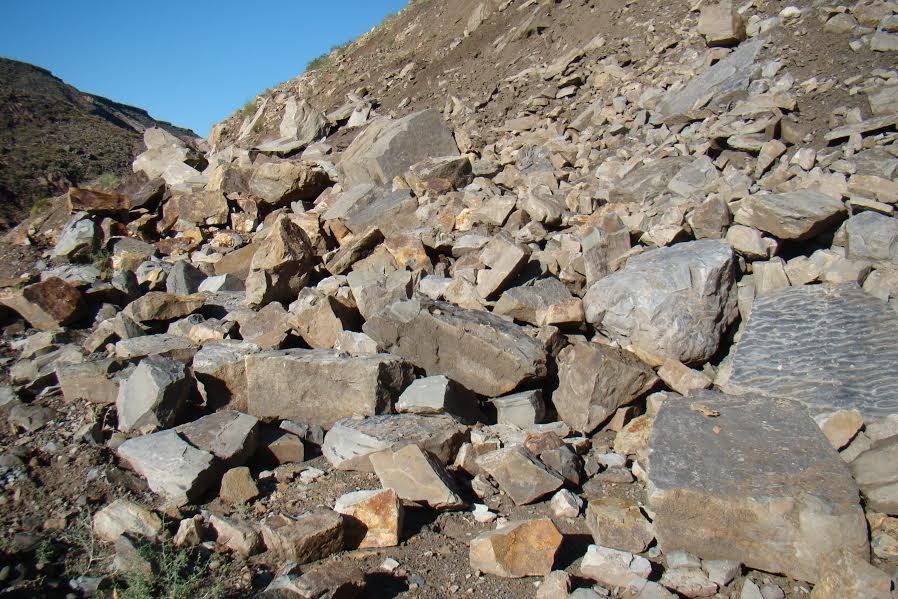 Con químicos comenzarán a despejar de rocas el camino del Cañon del Atuel
