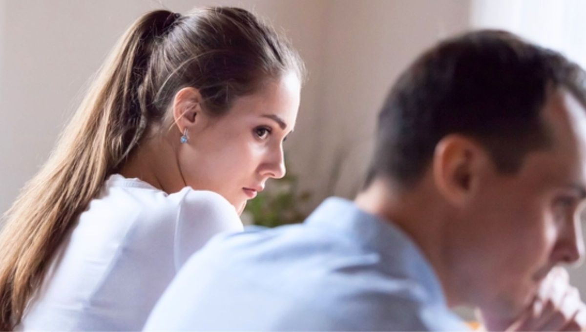 Tocarse inconscientemente la boca es una forma de mentir. Tocarse inconscientemente la boca es una forma de mentir.