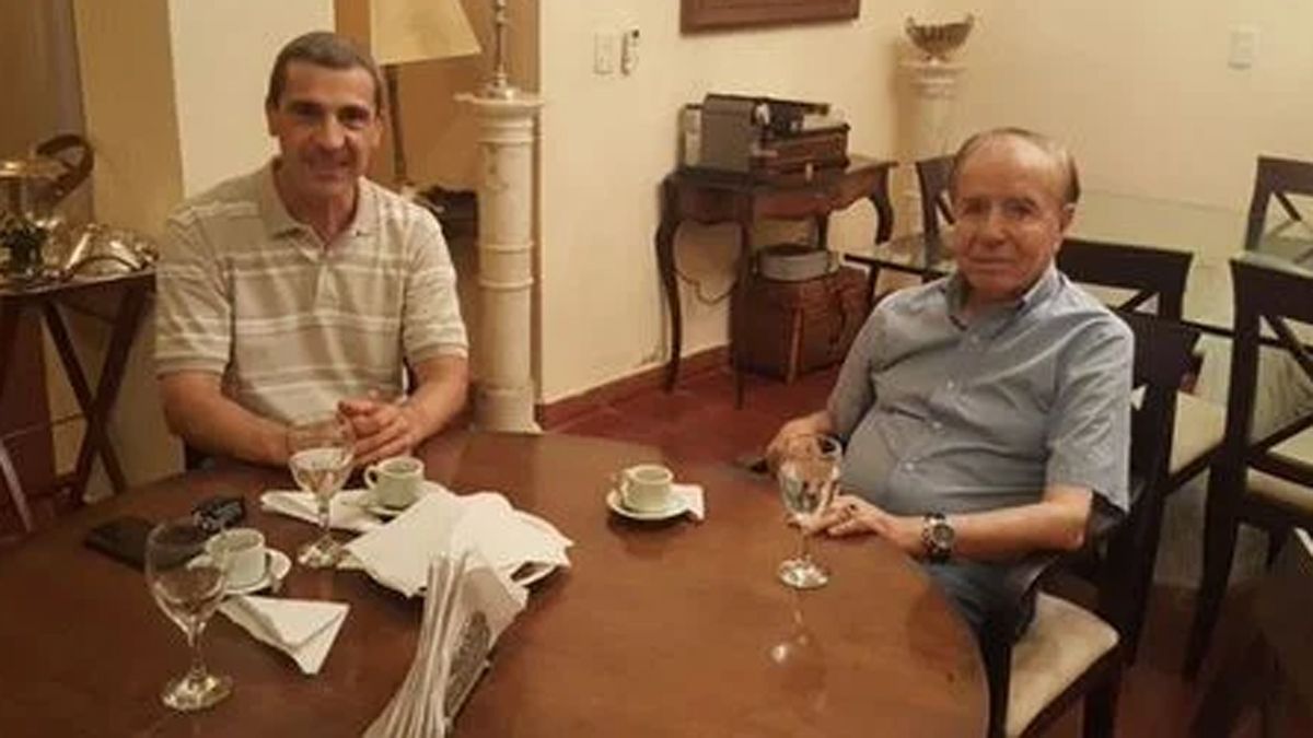Ricardo Guerra junto a Carlos Menem.