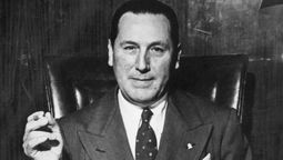 Juan Domingo Perón era reelegido como presidente de la República.