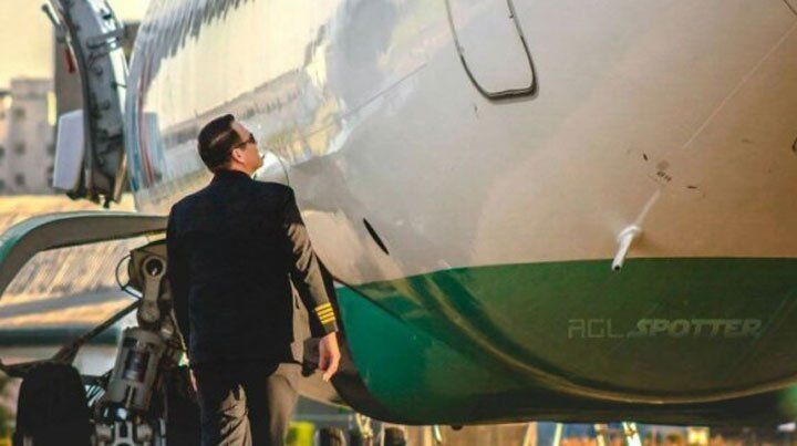 El piloto del avión le mandó un mensaje a su familia antes de la tragedia