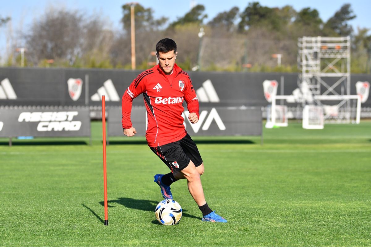 Fabricio Bustos volver&aacute; al once inicial.