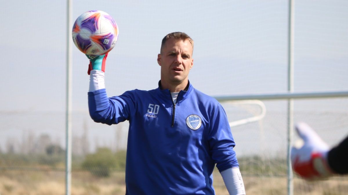 El Ruso Rodríguez, uno de los titulares indiscutidos de Godoy Cruz