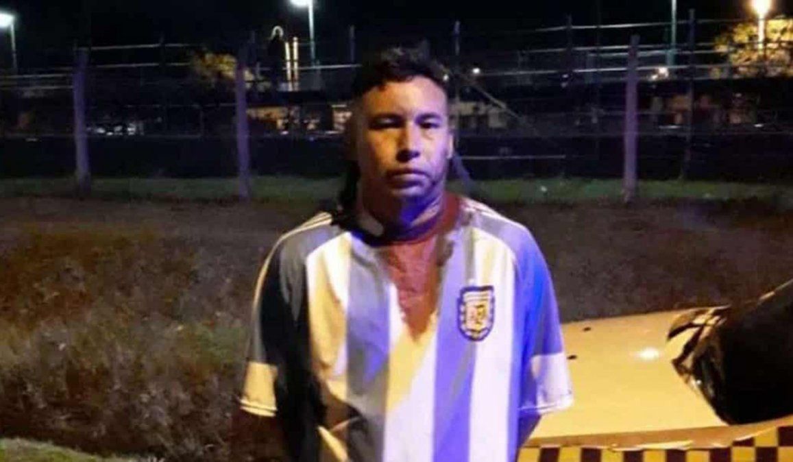 El hombre que apuñaló a su expareja en Pilar se negó a declarar. La joven sigue internada en grave estado.