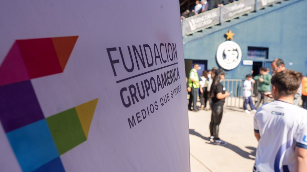 El próximo 5 de mayo, de 8 a 13 horas, en la Ciudad Deportiva del club, se realizará una jornada especial en la que voluntarios podrán donar sangre de manera segura, rápida y acompañados por profesionales de la salud. El próximo 5 de mayo, de 8 a 13 horas, en la Ciudad Deportiva del club, se realizará una jornada especial en la que voluntarios podrán donar sangre de manera segura, rápida y acompañados por profesionales de la salud.