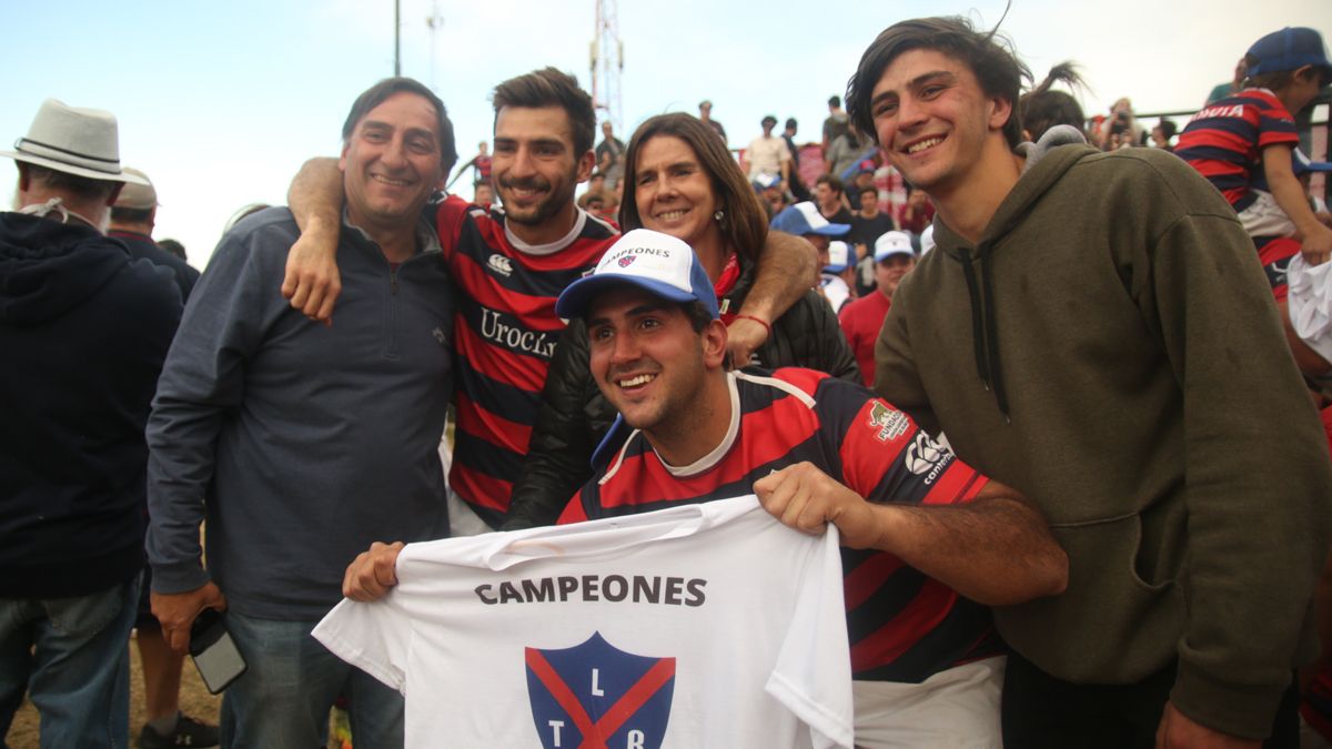 Agustín y Tomás Orrico salieron campeones y festejó toda la familia.