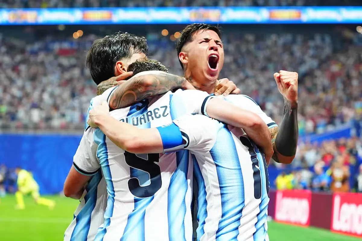 España y Argentina se medirán en una final de la Copa del Mundo marcada por la inaccesibilidad del público general ante tarifas y reventas nunca antes vistas España y Argentina se medirán en una final de la Copa del Mundo marcada por la inaccesibilidad del público general ante tarifas y reventas nunca antes vistas