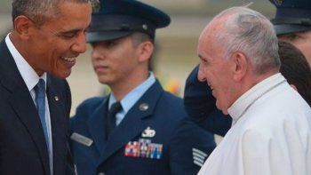 El papa Francisco inició visita histórica a Estados Unidos con un gran recibimiento