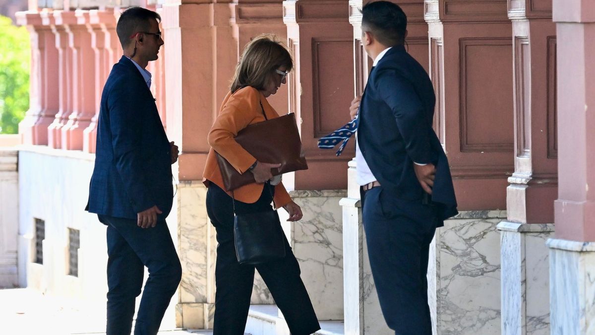 Patricia Bullrich lidera la negociación por la reforma laboral en el Senado, que tratará el proyecto el miércoles 11 de febrero.