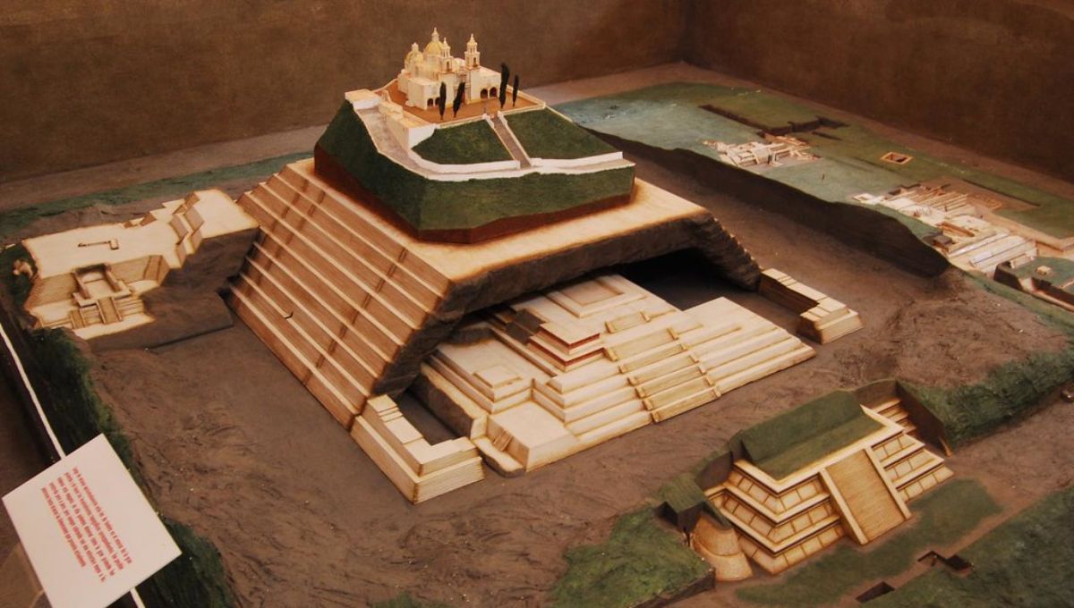 Maqueta de la Gran Pirámide de Cholula: el gigante oculto bajo la tierra de América Latina