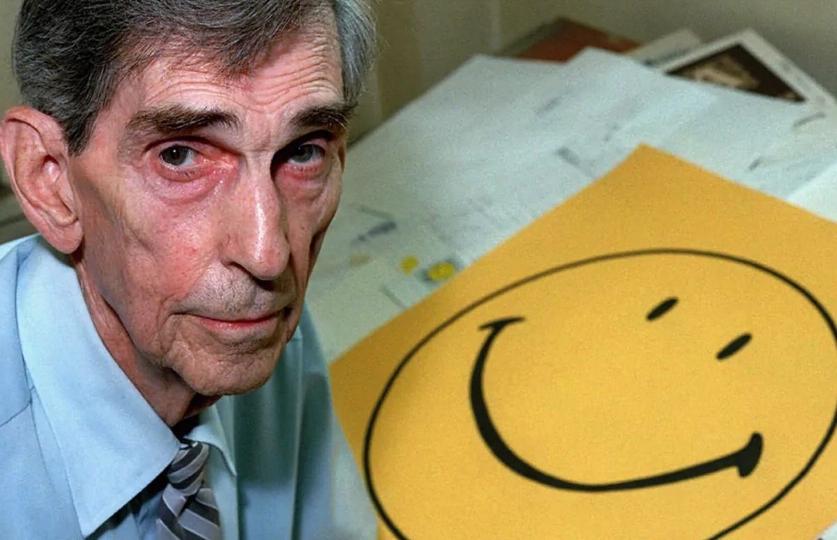 Harvey Ball. El diseñador de la famosa y mega conocida carita feliz, solo cobró 45 dólares por su ingeniosa creación. Harvey Ball. El diseñador de la famosa y mega conocida carita feliz, solo cobró 45 dólares por su ingeniosa creación. 