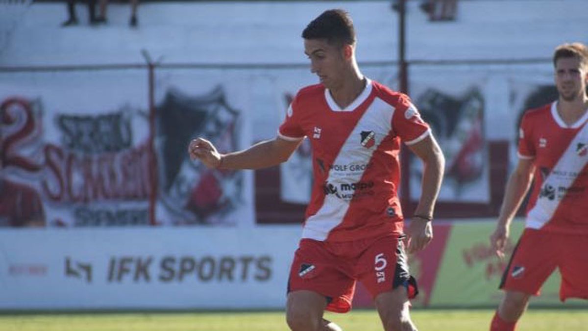 El volante del Derpotivo Maipú Agustín Manzur aseguró que el objetivo es pelear por el ascenso.