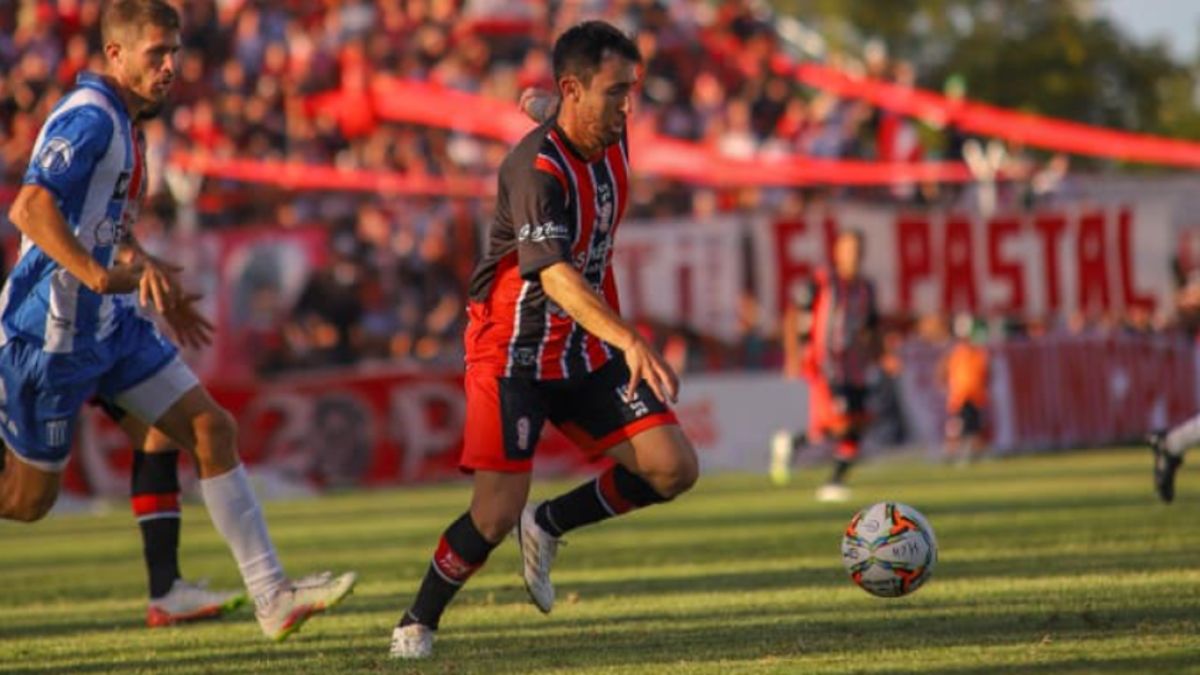 Huracán Las Heras no pudo con Argentino de Monte Maíz en su debut en el Federal A