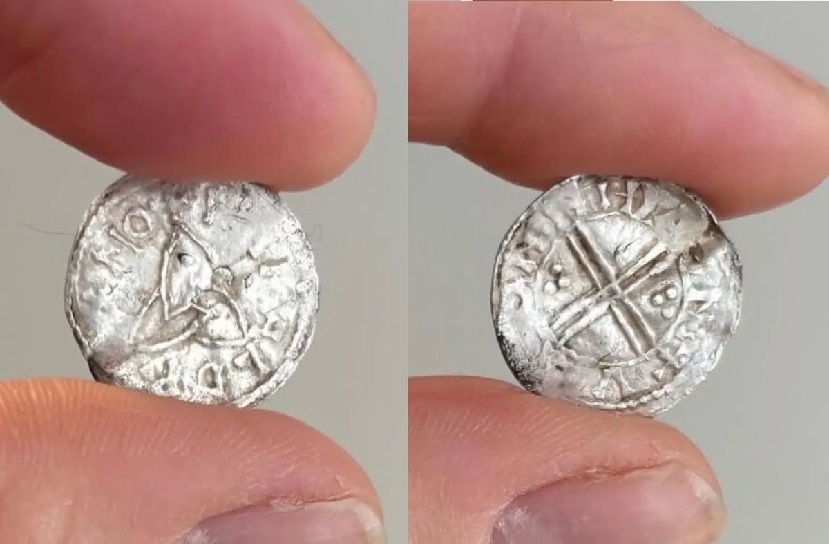El descubrimiento sigue creciendo, y más monedas de plata aparecen cada hora. Imagen: The History Blog El descubrimiento sigue creciendo, y más monedas de plata aparecen cada hora. Imagen: The History Blog