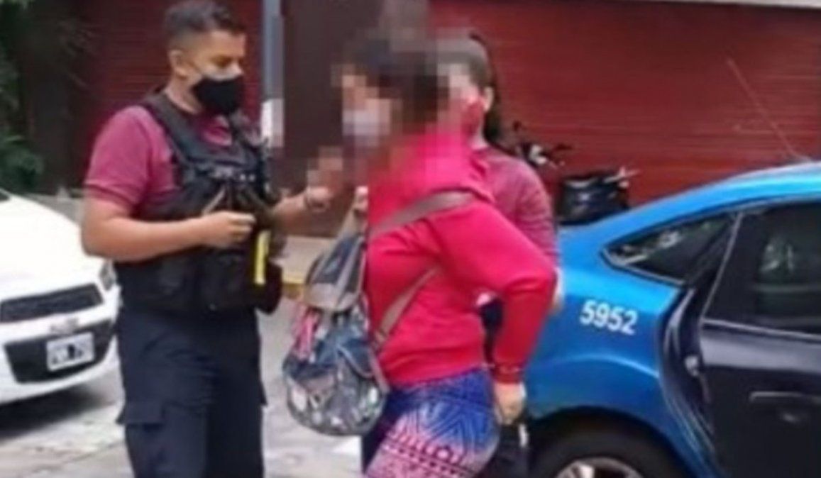 Esta es la mujer que se por la tía y se llevó un nene de 6 años de la colonia de verano. Fue detenida.