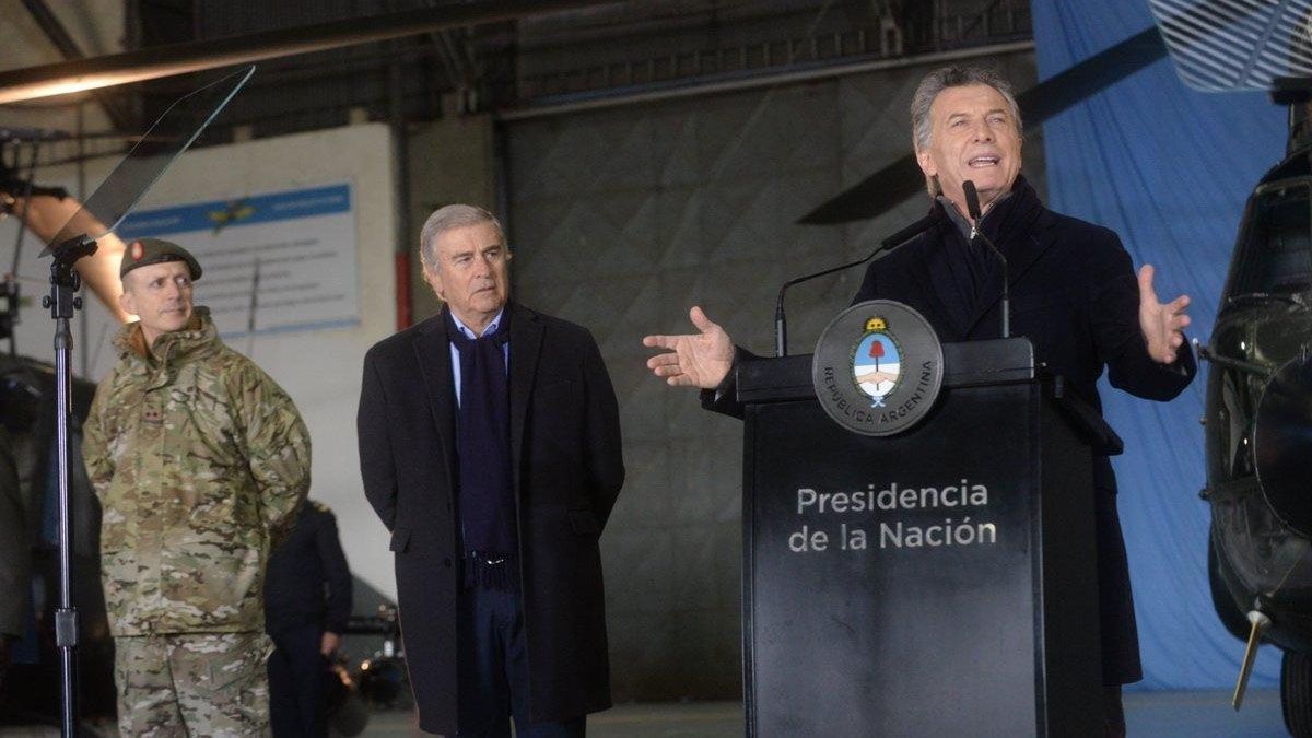 Impulsan un proyecto de ley para derogar el decreto de reconversión de las FF.AA.