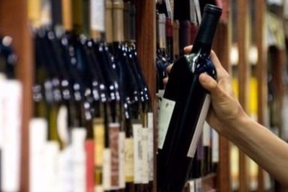 Elecciones: de cu&aacute;nto son las multas por comprar y vender alcohol durante la veda electoral.