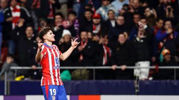 Champions League: Julián Álvarez hizo doblete para el triunfo del Atlético de Madrid sobre el Bayer Leverkusen