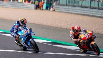 Con un final vibrante, Rins se llevó la victoria en Silverstone