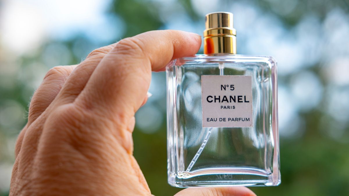 Reciclaje: guardá los frascos de perfume vacíos y transformalos en exquisitos aromatizantes caseros