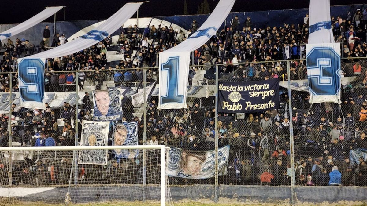 La popular Sur se fue poblando una vez iniciado el encuentro