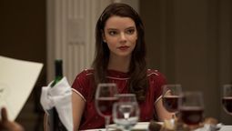 Anya Taylor-Joy interpreta a Charlotte Baughman en la película Barry de Netflix