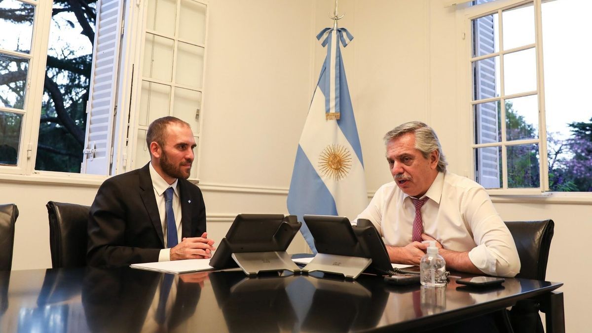 El presidente Alberto Fernández firmó el decreto para prorrogar el Presupuesto 2021.