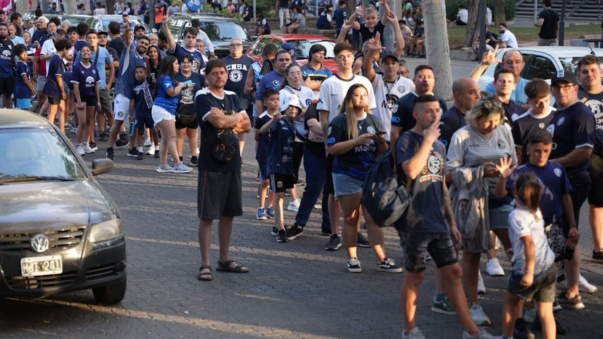 Los hinchas sufrirán un incremento en el precio de sus entradas para 2025. Los hinchas sufrirán un incremento en el precio de sus entradas para 2025.