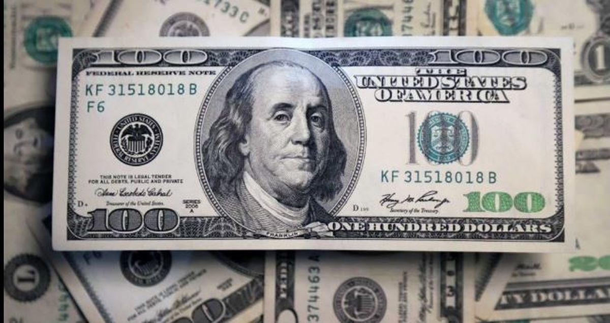 El dólar blue sigue por encima de los $1.300.