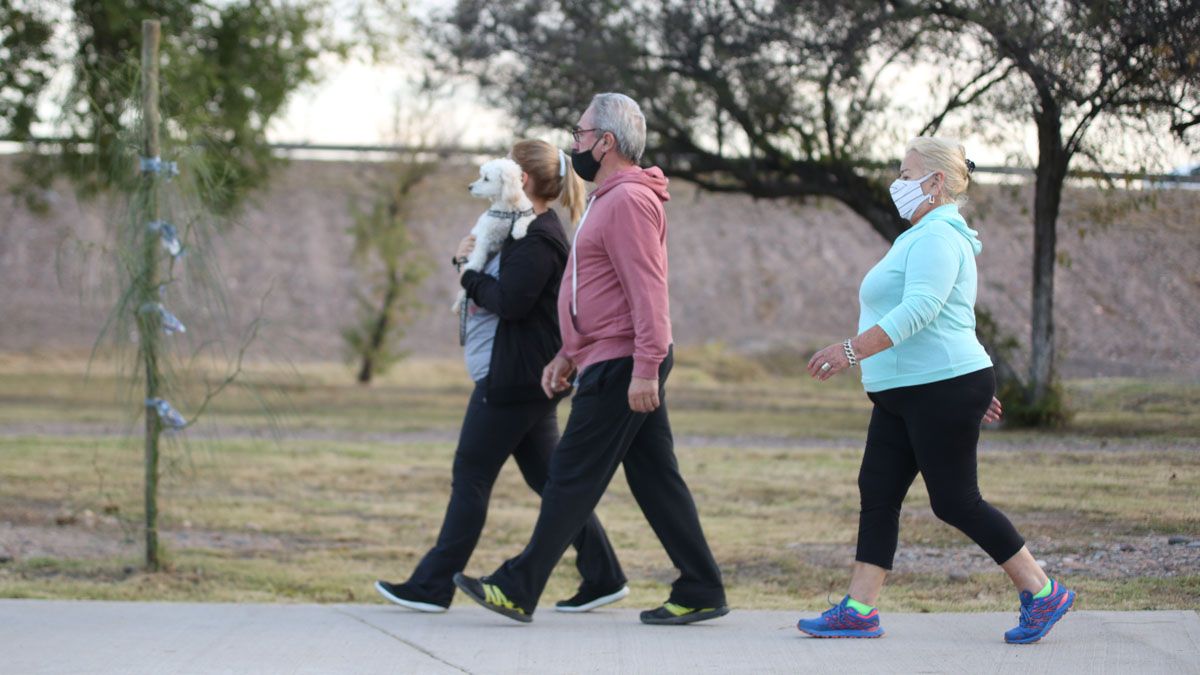 No hay que desabrigarse mucho este fin de semana.