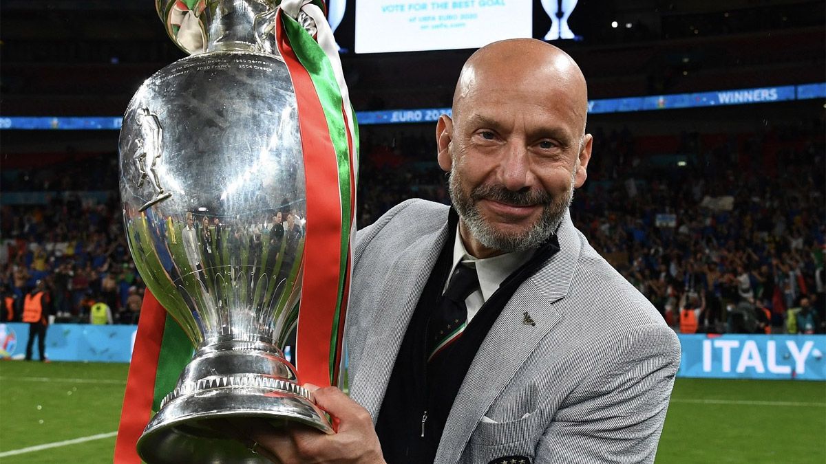 Gianluca Vialli, que fue diagnosticado con cáncer de páncreas en 2017, murió este viernes, a los 58 años de edad.