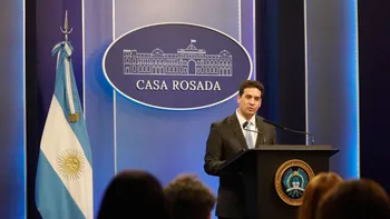 El vocero presidencial justificó el arancelamiento de la salud para extranjeros y respaldó a Sturzenegger