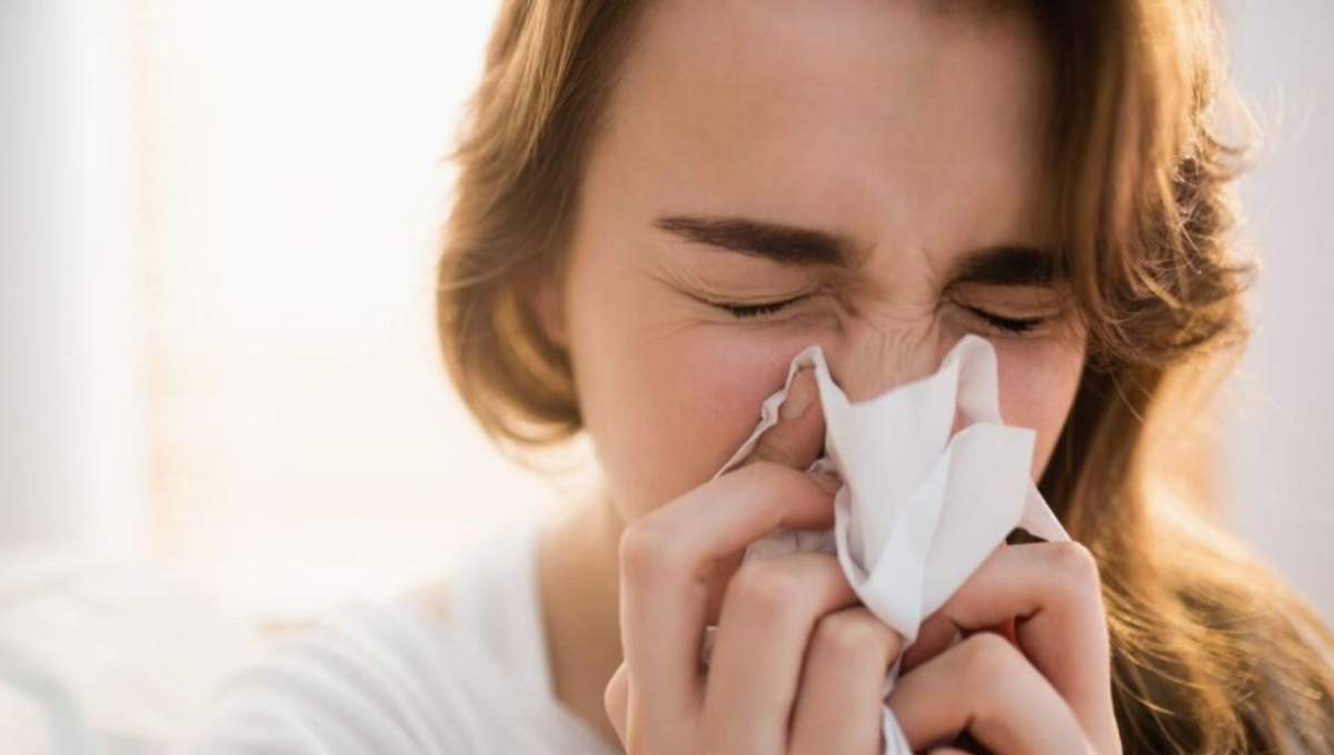 La ciencia revela la peligrosa razón por la cual no debes limpiarte la nariz con papel higiénico