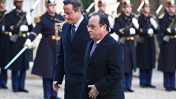 El primer ministro británico busca el OK del parlamento para atacar Siria