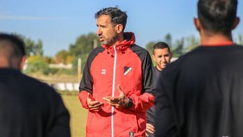 Deportivo Maipú, con el debut del entrenador Mariano Echeverría, recibirá a Colegiales Deportivo Maipú, con el debut del entrenador Mariano Echeverría, recibirá a Colegiales