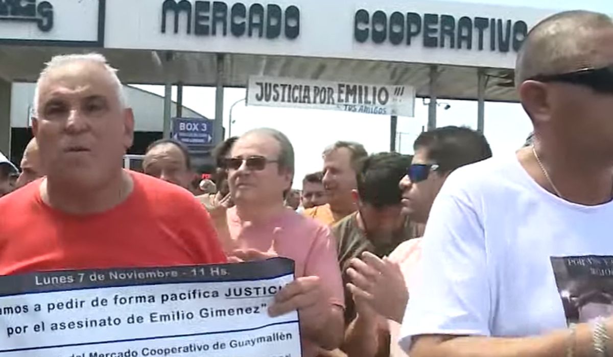 Compañeros y amigos de Emilio Giménez renovaron los pedidos de justicia. Compañeros y amigos de Emilio Giménez renovaron los pedidos de justicia.