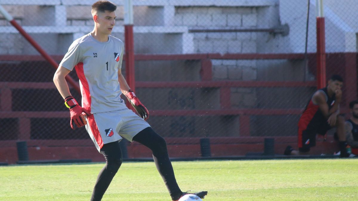 Gonzalo Rehak se perfila para ser titular en el arco del Deportivo Maipú. Gonzalo Rehak se perfila para ser titular en el arco del Deportivo Maipú.