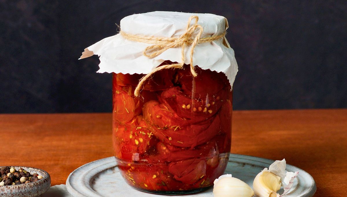 Una conserva buena de tomates tiene que ser rica, pero sobre todo segura. Una conserva buena de tomates tiene que ser rica, pero sobre todo segura. 