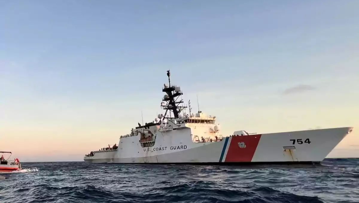 La droga fue decomisada durante patrullajes conjuntos con agencias de varios países. (USCG)