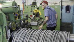 Las pymes felicitaron a Fernández y le pidieron encender la economía
