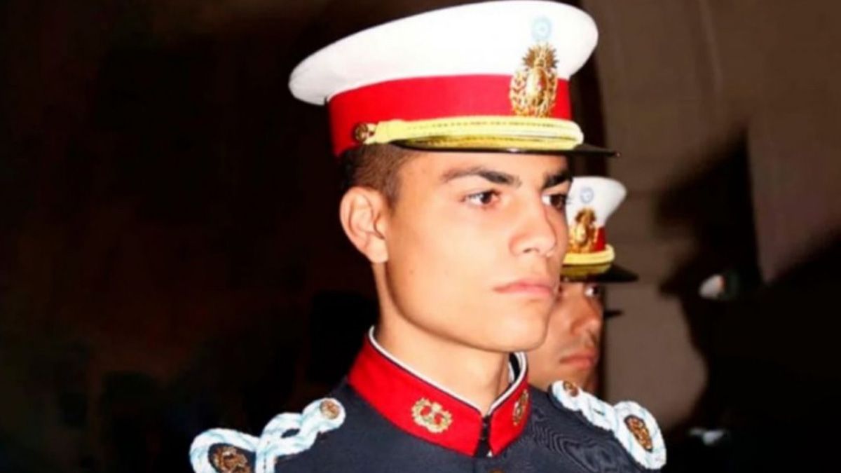 Mat&iacute;as Chirino, el joven subteniente del Ej&eacute;rcito, muri&oacute; tras la cena de bienvenida a la Unidad Militar de Paso de los Libres, en Corrientes.